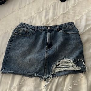 Short Distressed Jean Skirt